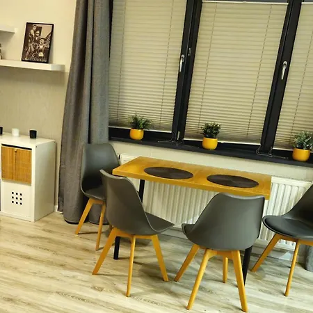 Apartament Czerwone Maki Krakau Exterior foto